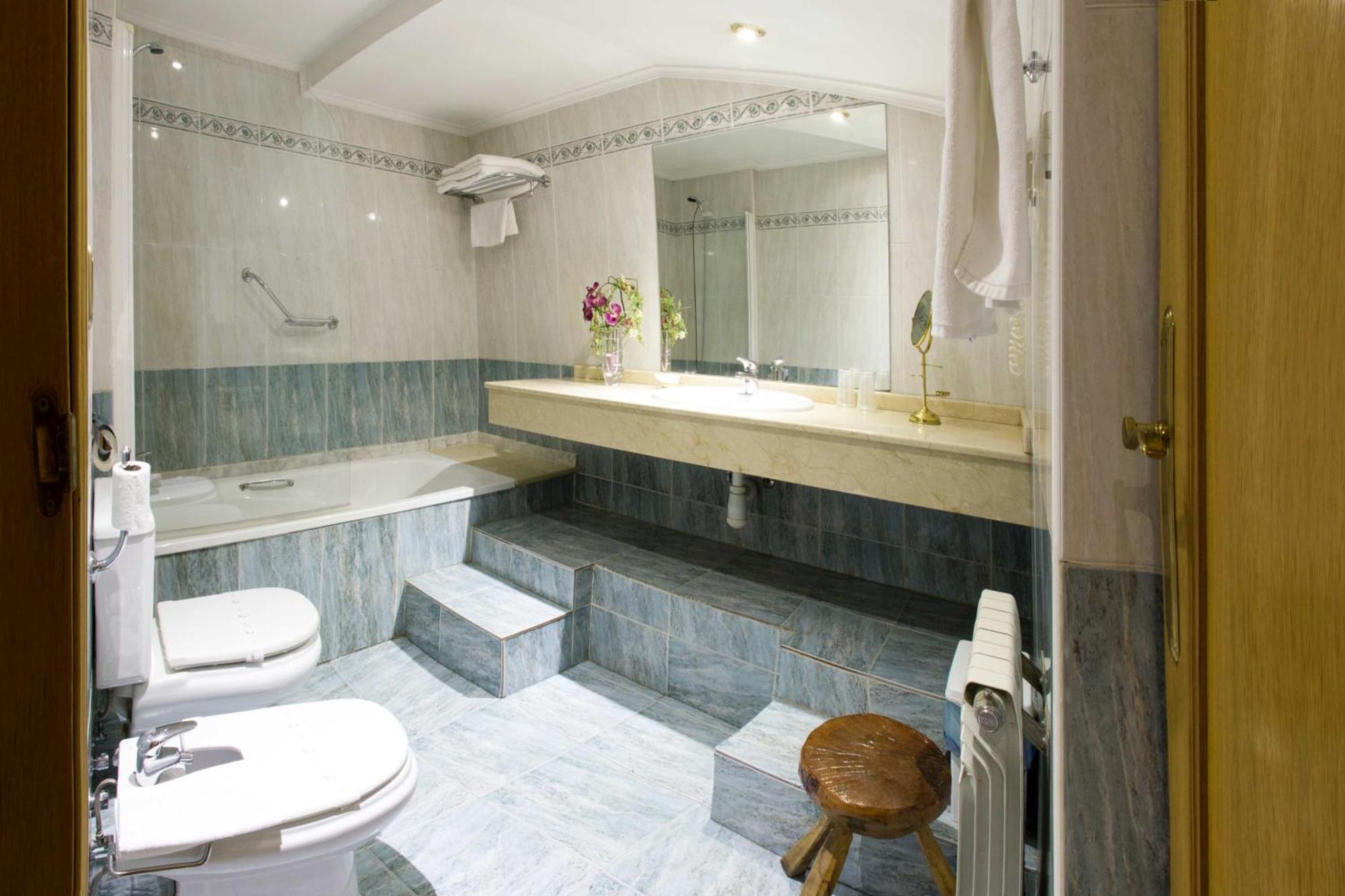 Don Pedro Otel Avilés Dış mekan fotoğraf